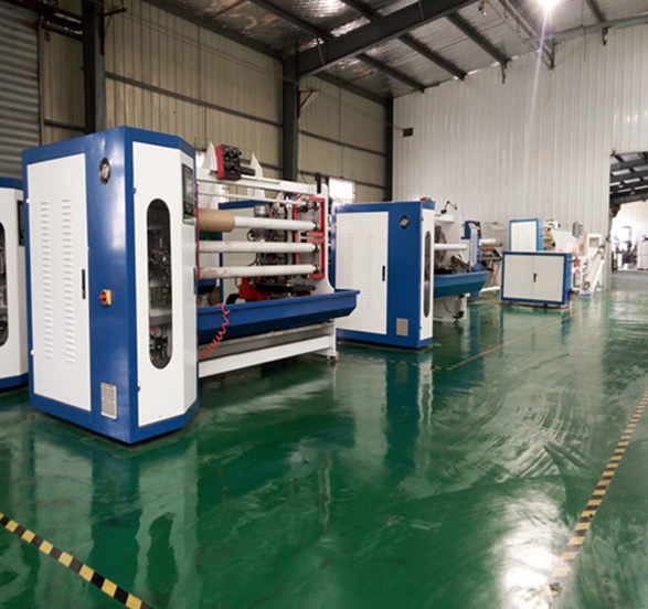A successful case of automatic cutting table with two axes and two knives