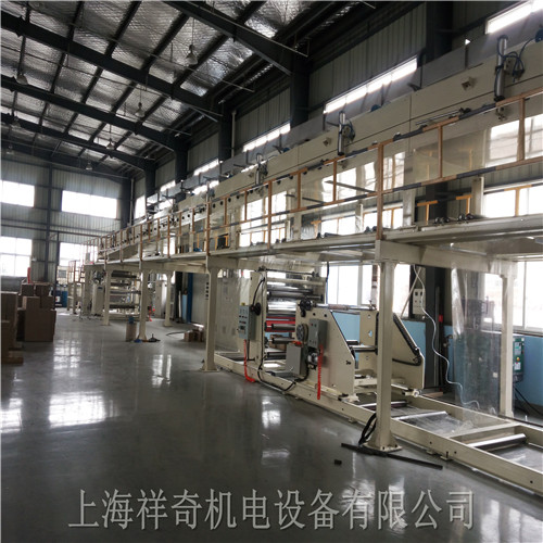 The traditional coating machine can only use low solid content coating and low cost coating The traditional coating machine can only use low solid content coating and low cost coating